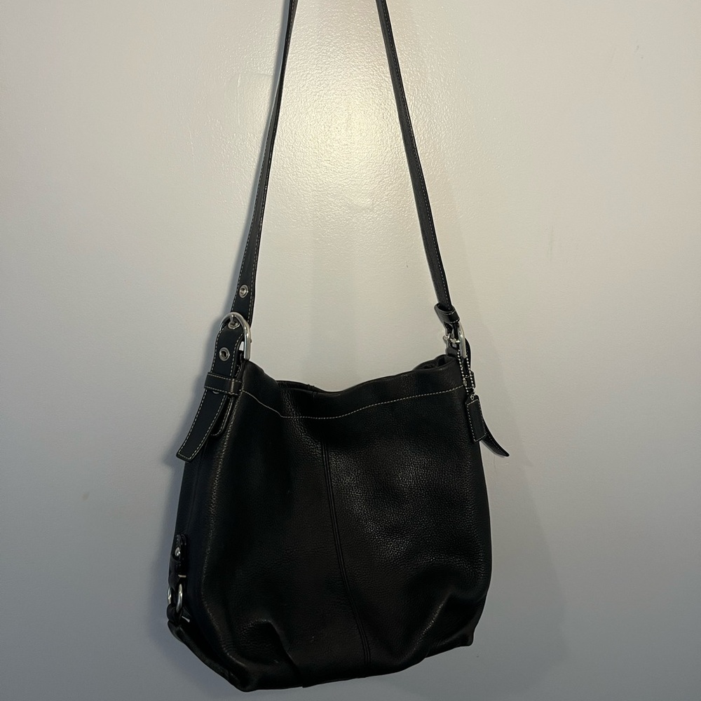 [SOLD ON DEPOP] Elegant COACH Black Leather Shoulder Bag
